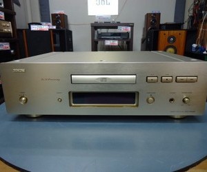 DENON　　CDプレーヤー　　DCD-1650SR