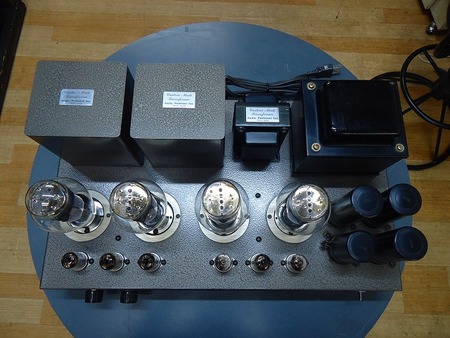 オーディオ専科　　管球式アンプ　ムーングローWE300B P.P