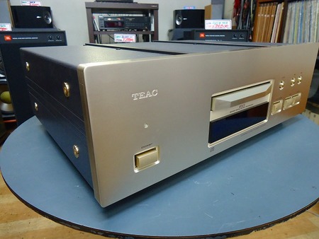 TEAC　　CDプレーヤー　　VRDS-50　　