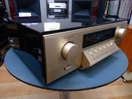 Accuphase　　　プリアンプ　　　C-2820