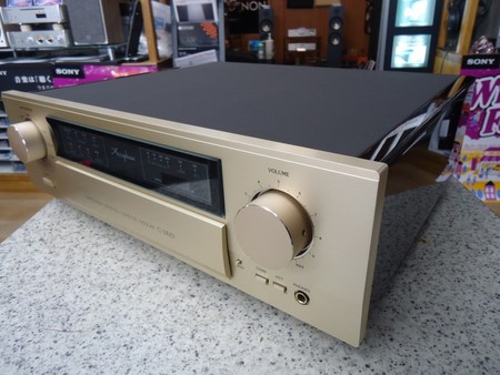 Accuphase　　　プリアンプ　　　C-2420
